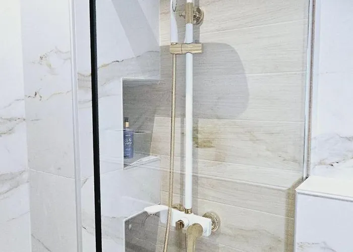 Bllok Scandi 1 Self-check-in Apartmán Tirana