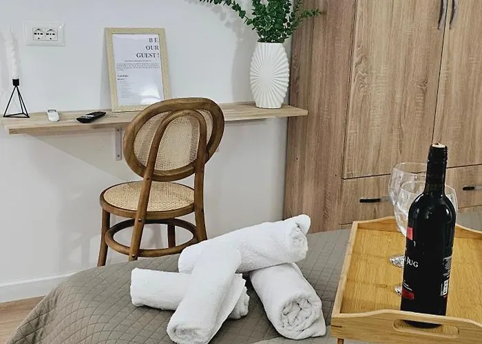 Bllok Scandi 1 Self-check-in * Tirana