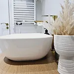 Bllok Scandi 1 Self-check-in Apartment *