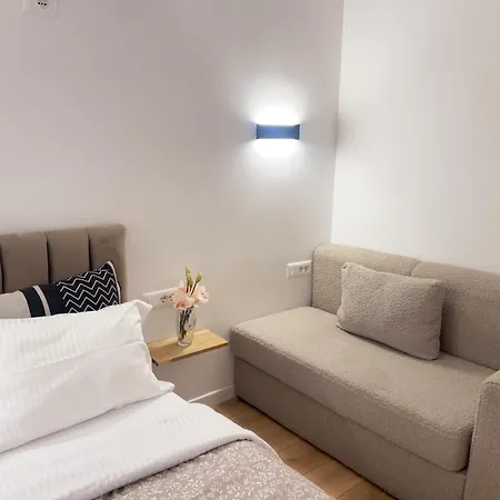 Apartament Bllok Scandi 1 Self-check-in